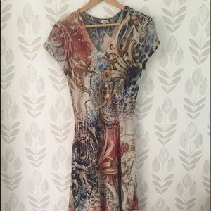 Short sleeve, v neck dress